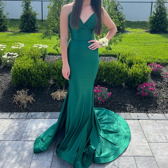 Dresses & Skirts - Hunter Green Jessica Angel